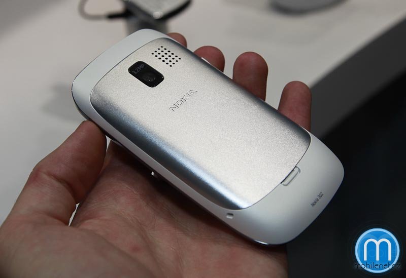 Nokia Asha 302