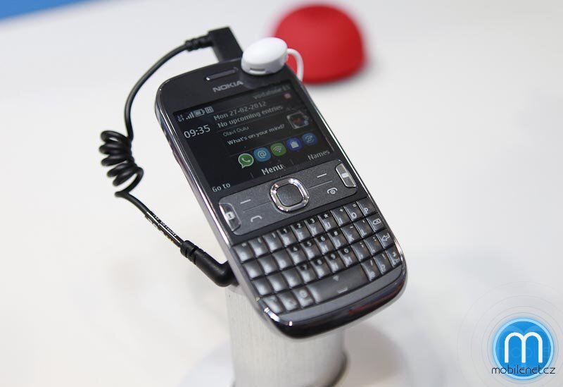 Nokia Asha 302