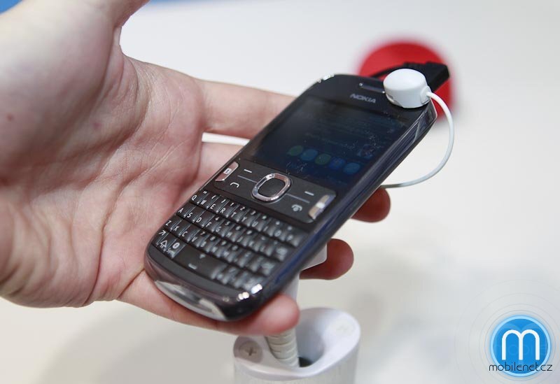 Nokia Asha 302