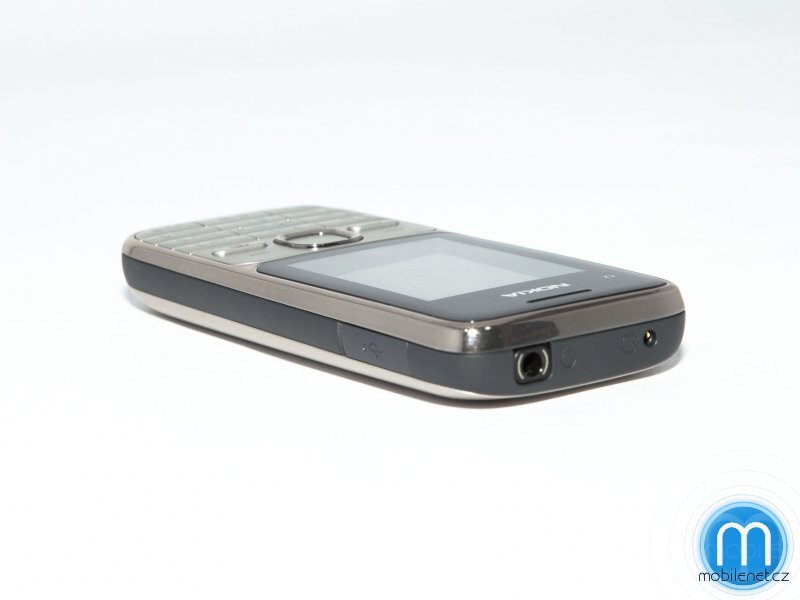 Nokia C2-01