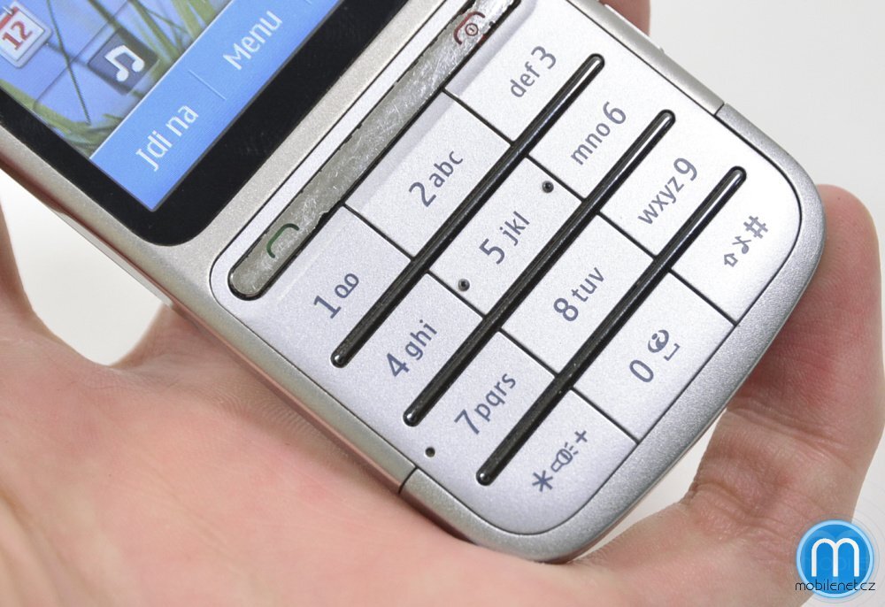 Nokia C3-01 Touch and Type