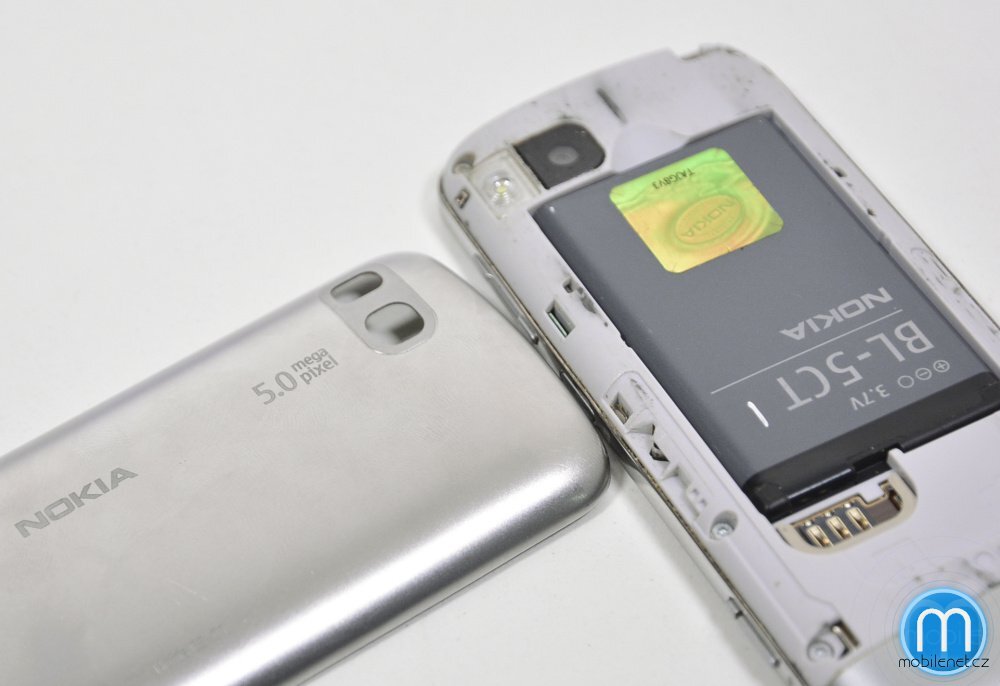 Nokia C3-01 Touch and Type