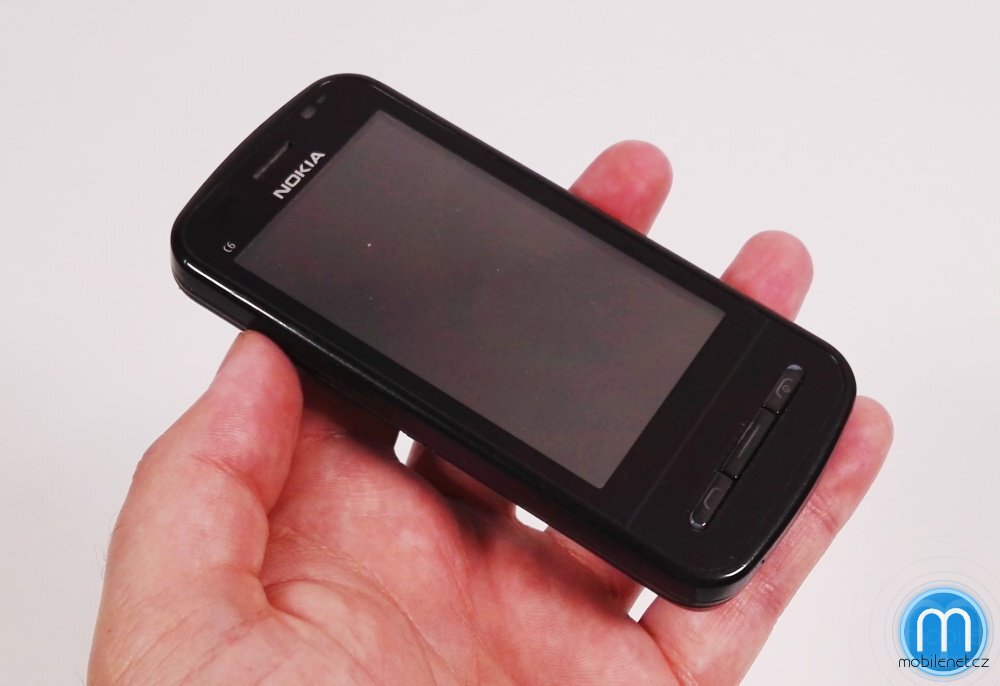 Nokia C6-00