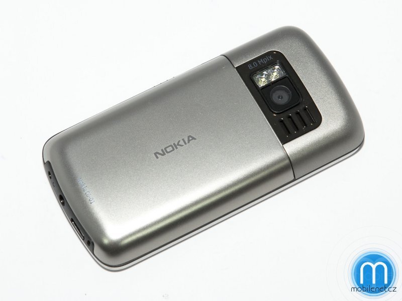 Nokia C6-01