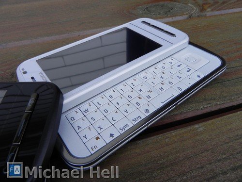 Nokia C6