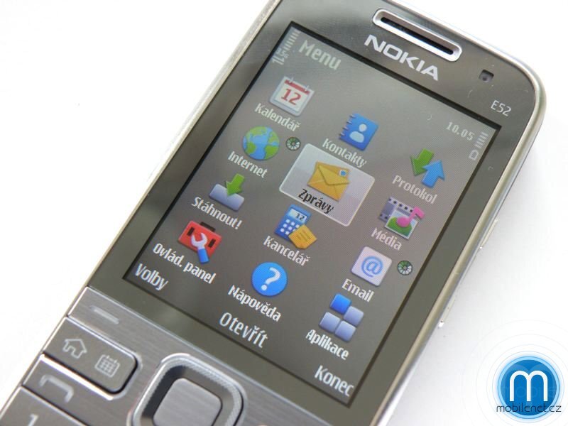 Nokia E52