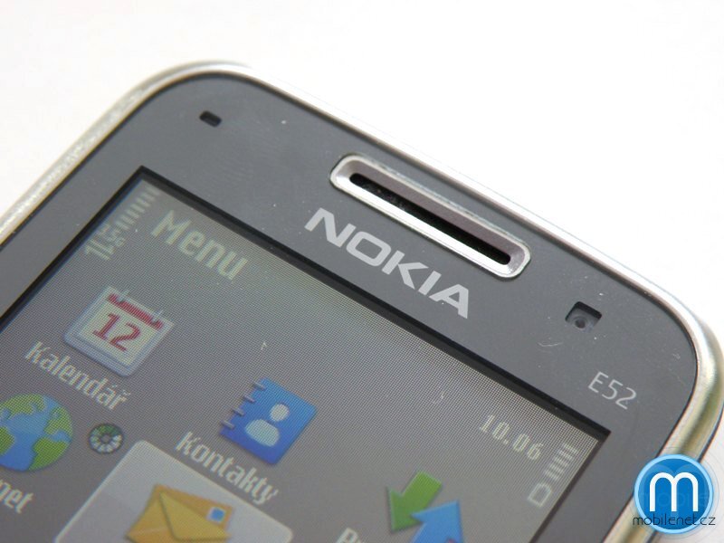 Nokia E52
