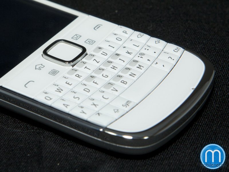 Nokia E6