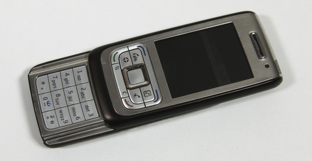 Nokia E65