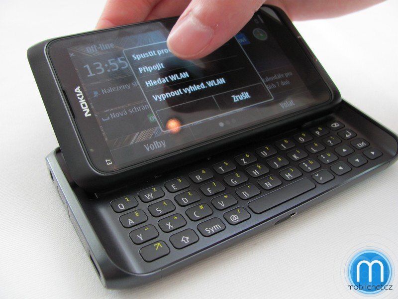 Nokia E7