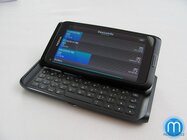 Nokia E7