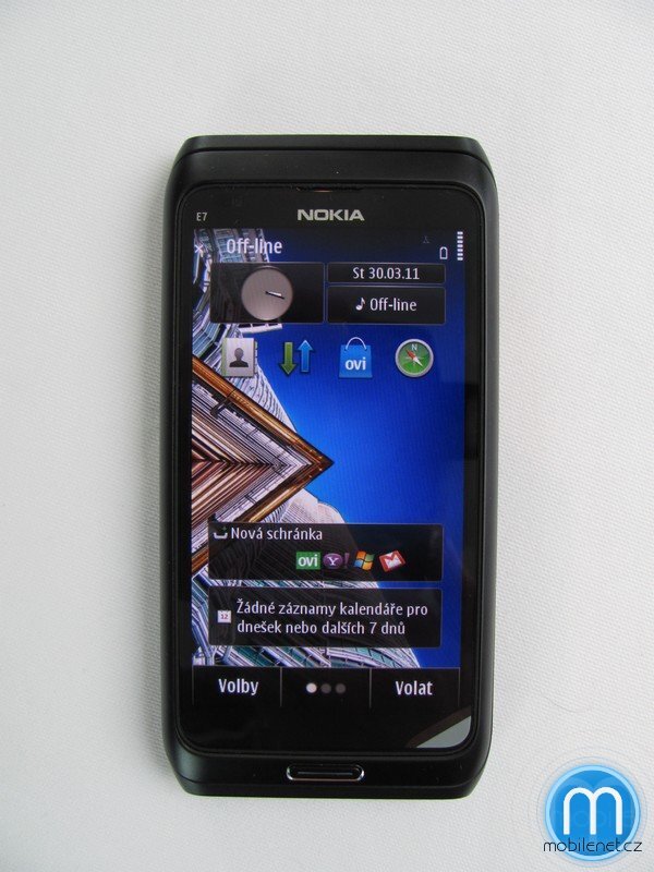 Nokia E7