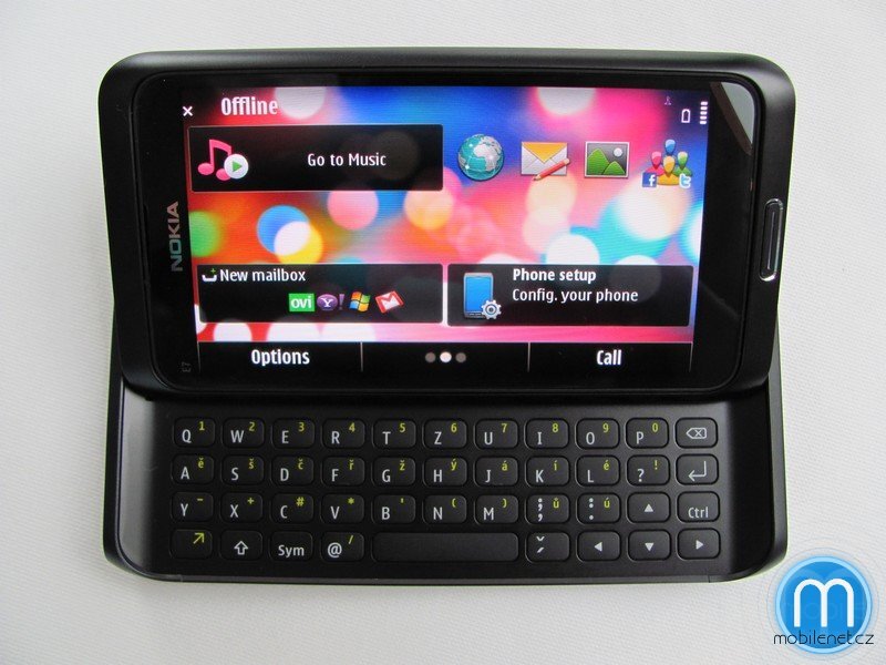 Nokia E7