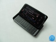Nokia E7