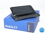 Nokia E7