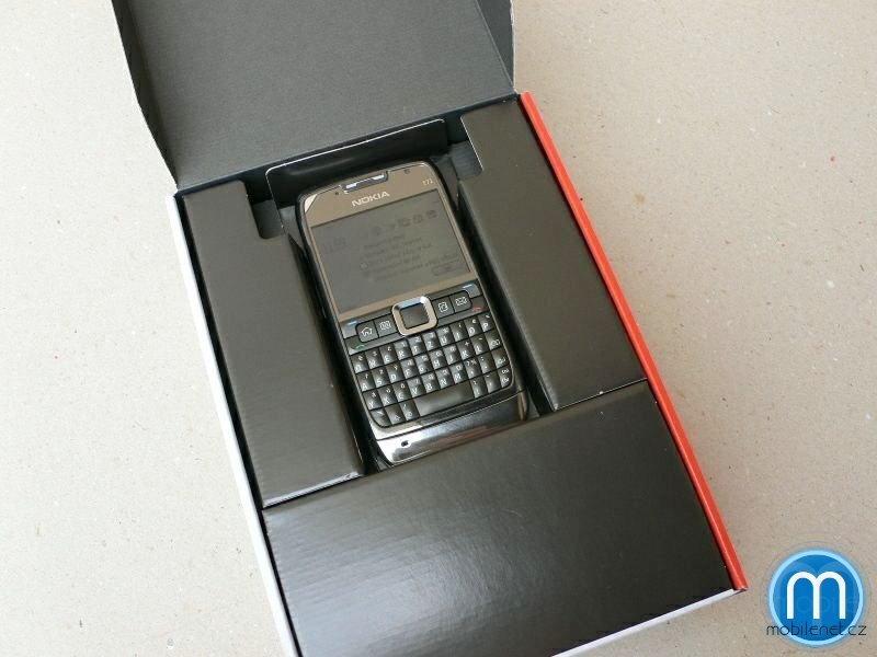 Nokia E71