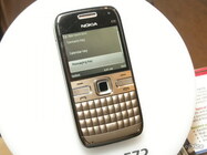 Nokia E72