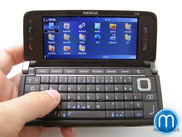 Nokia E90