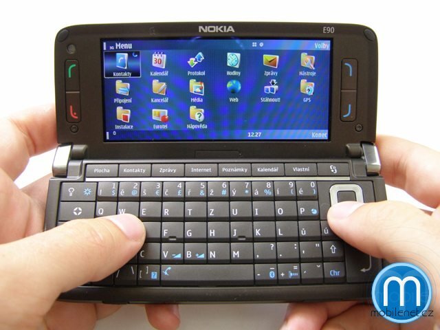 Nokia E90