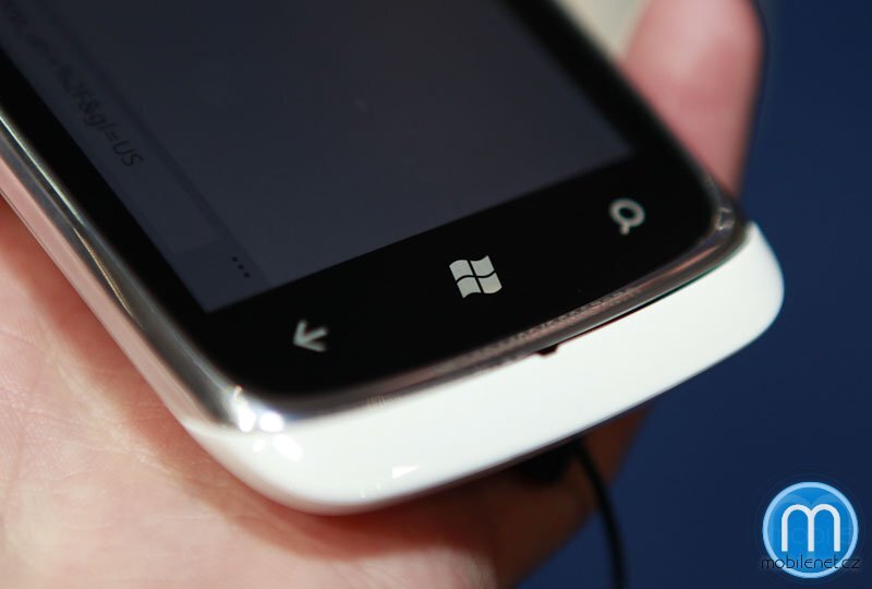 Nokia Lumia 610