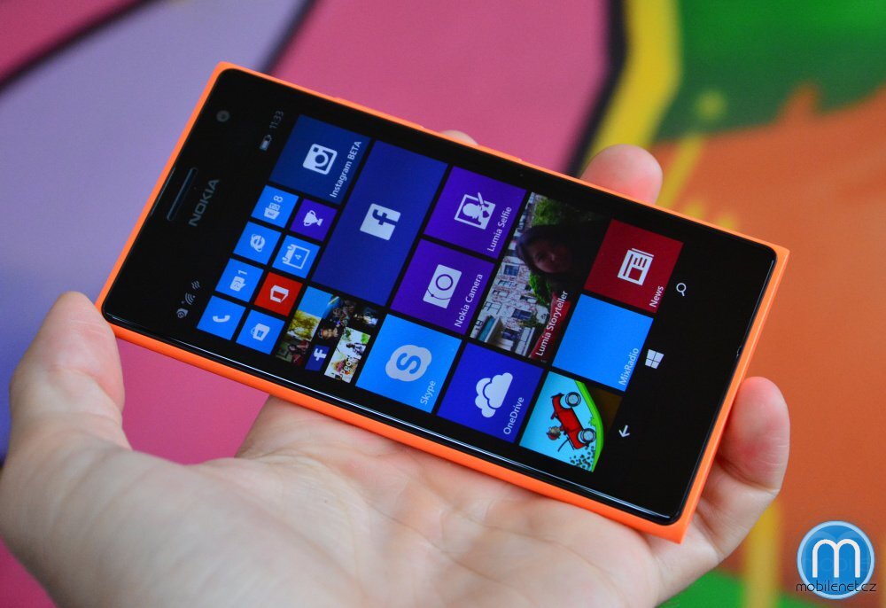 Nokia Lumia 730 a Lumia 735