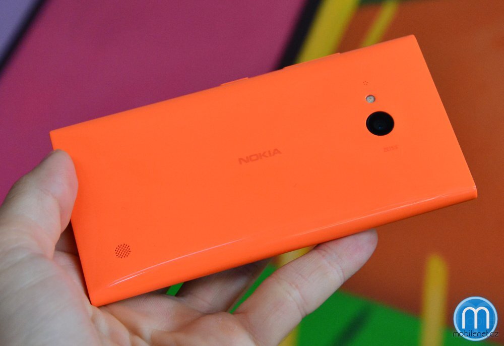 Nokia Lumia 730 a Lumia 735