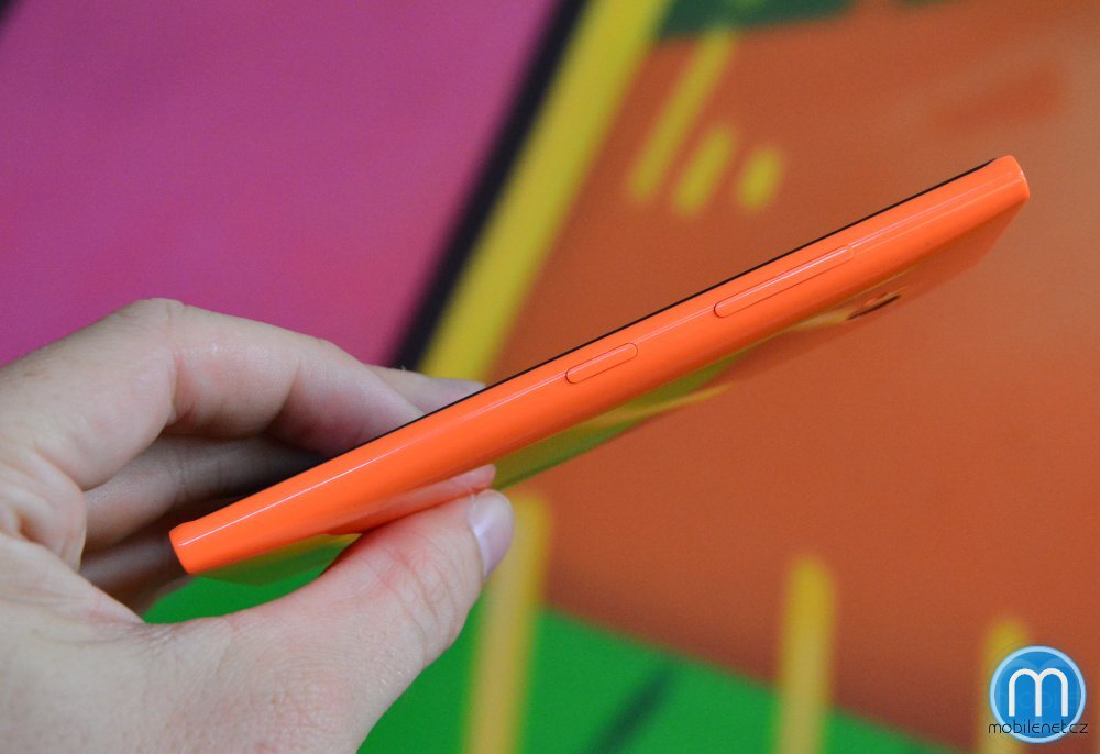 Nokia Lumia 730 a Lumia 735