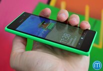 Nokia Lumia 730 a Lumia 735