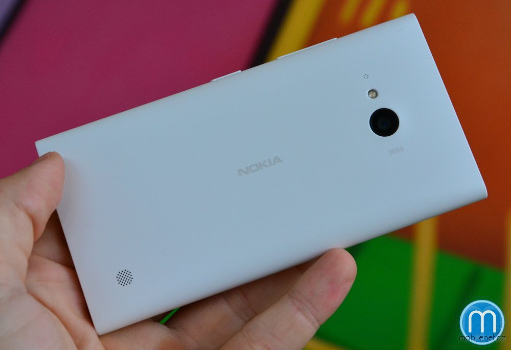 Nokia Lumia 730 a Lumia 735