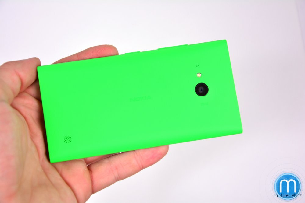 Nokia Lumia 735