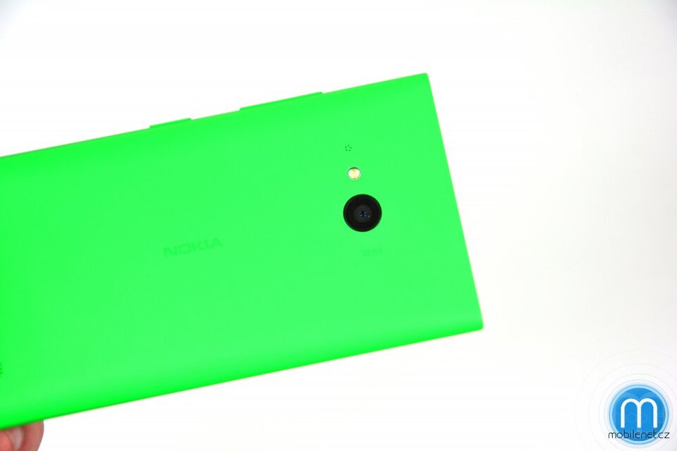 Nokia Lumia 735