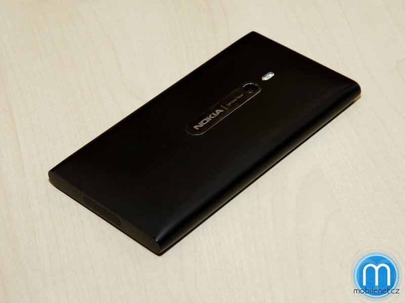 Nokia Lumia 800
