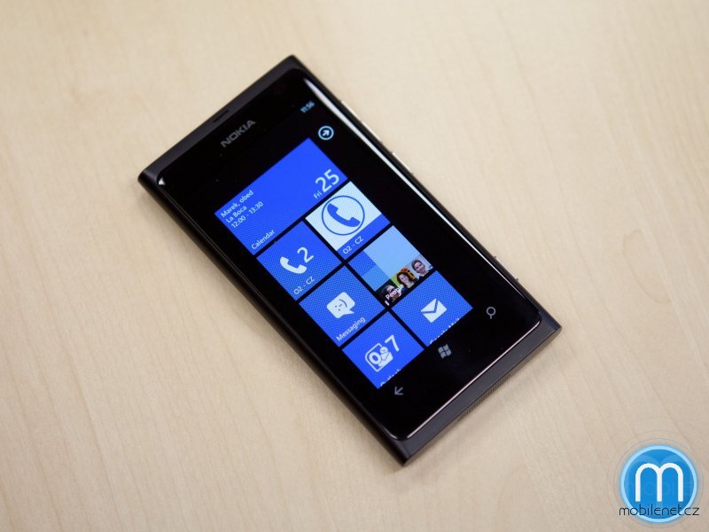 Nokia Lumia 800