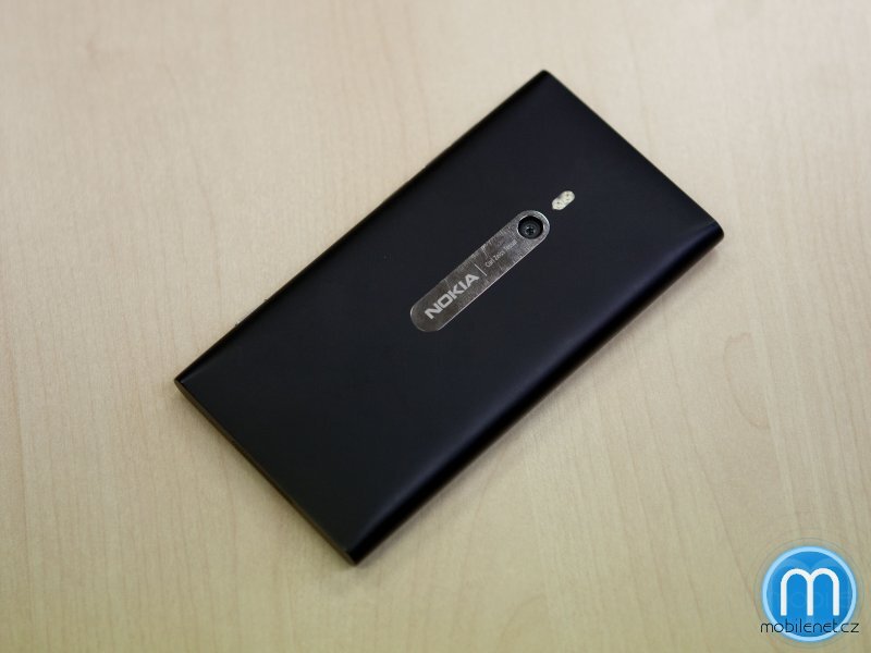 Nokia Lumia 800