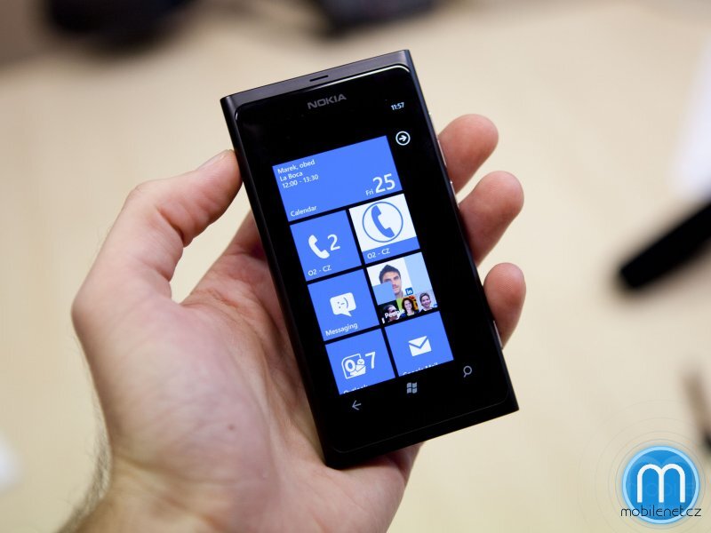 Nokia Lumia 800