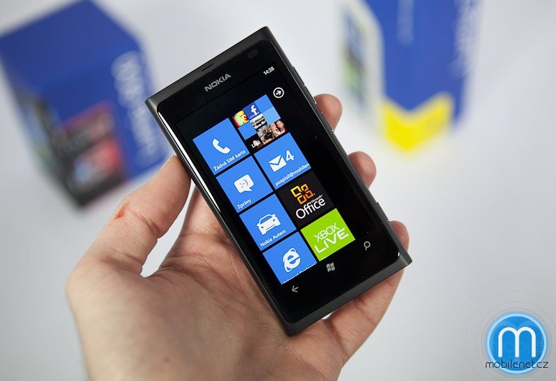 Nokia Lumia 800