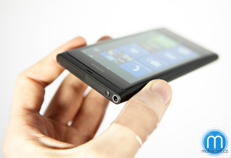 Nokia Lumia 800