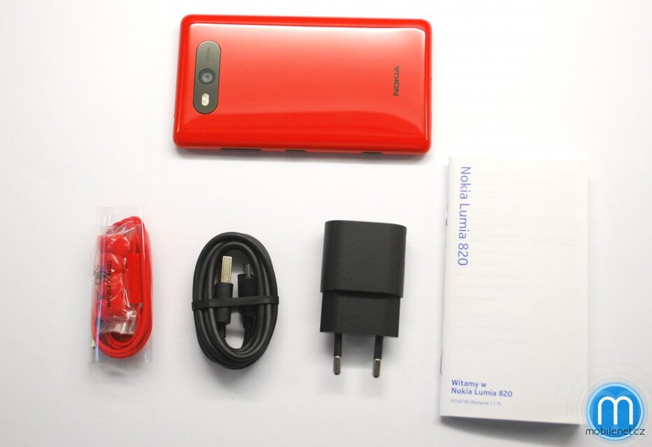 Nokia Lumia 820