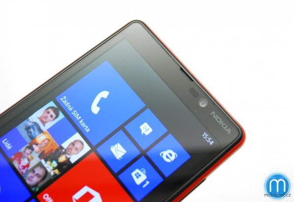 Nokia Lumia 820