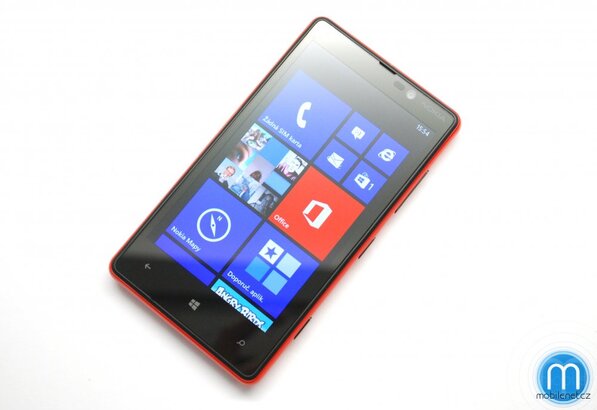 Nokia Lumia 820