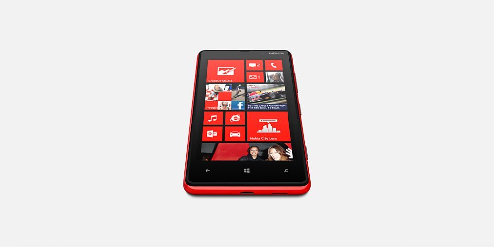 Nokia Lumia 820