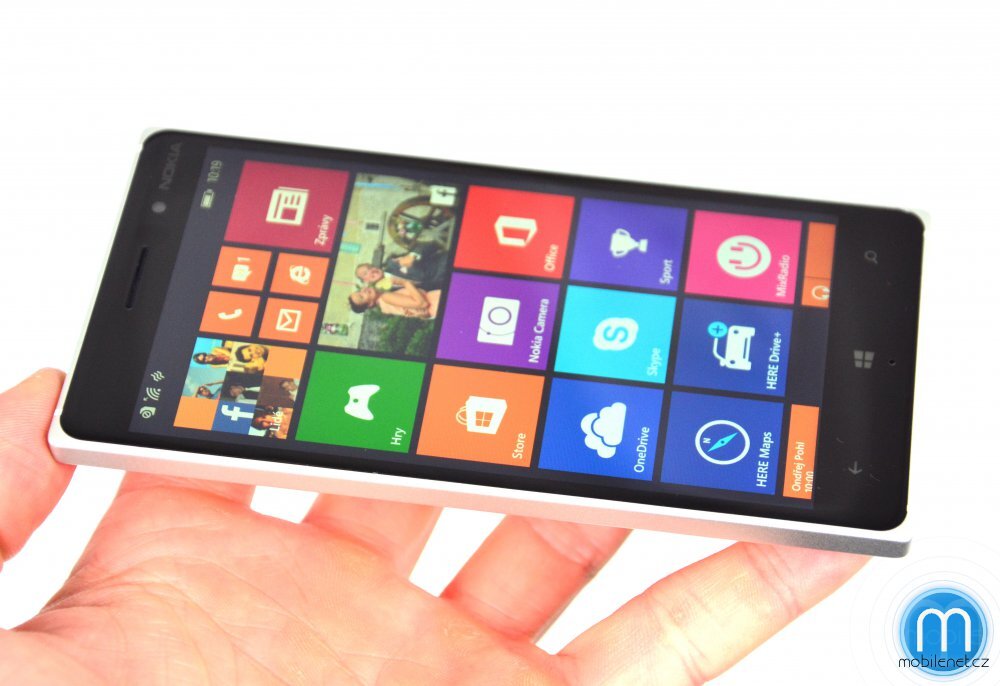 Nokia Lumia 830