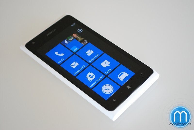 Nokia Lumia 900