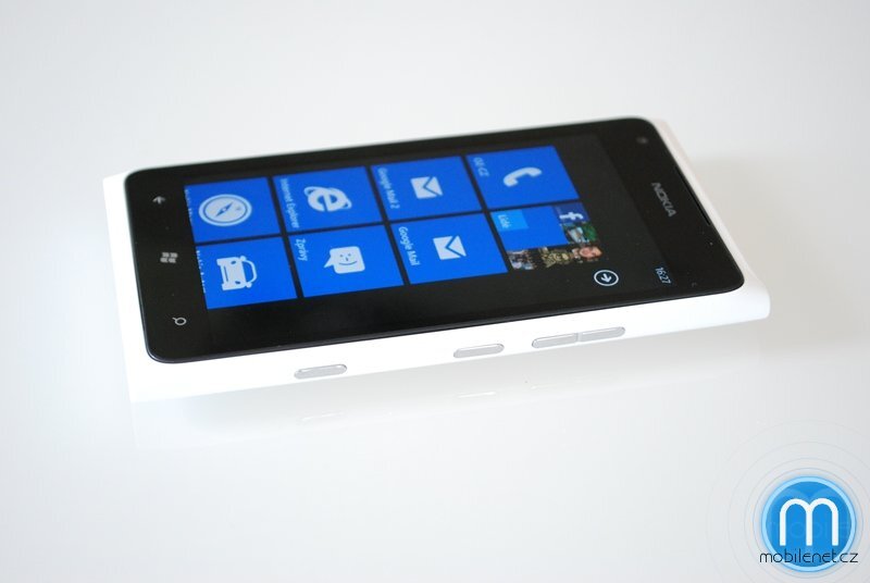 Nokia Lumia 900