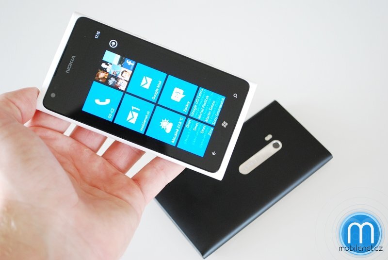 Nokia Lumia 900