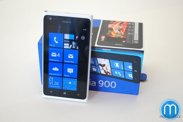 Nokia Lumia 900
