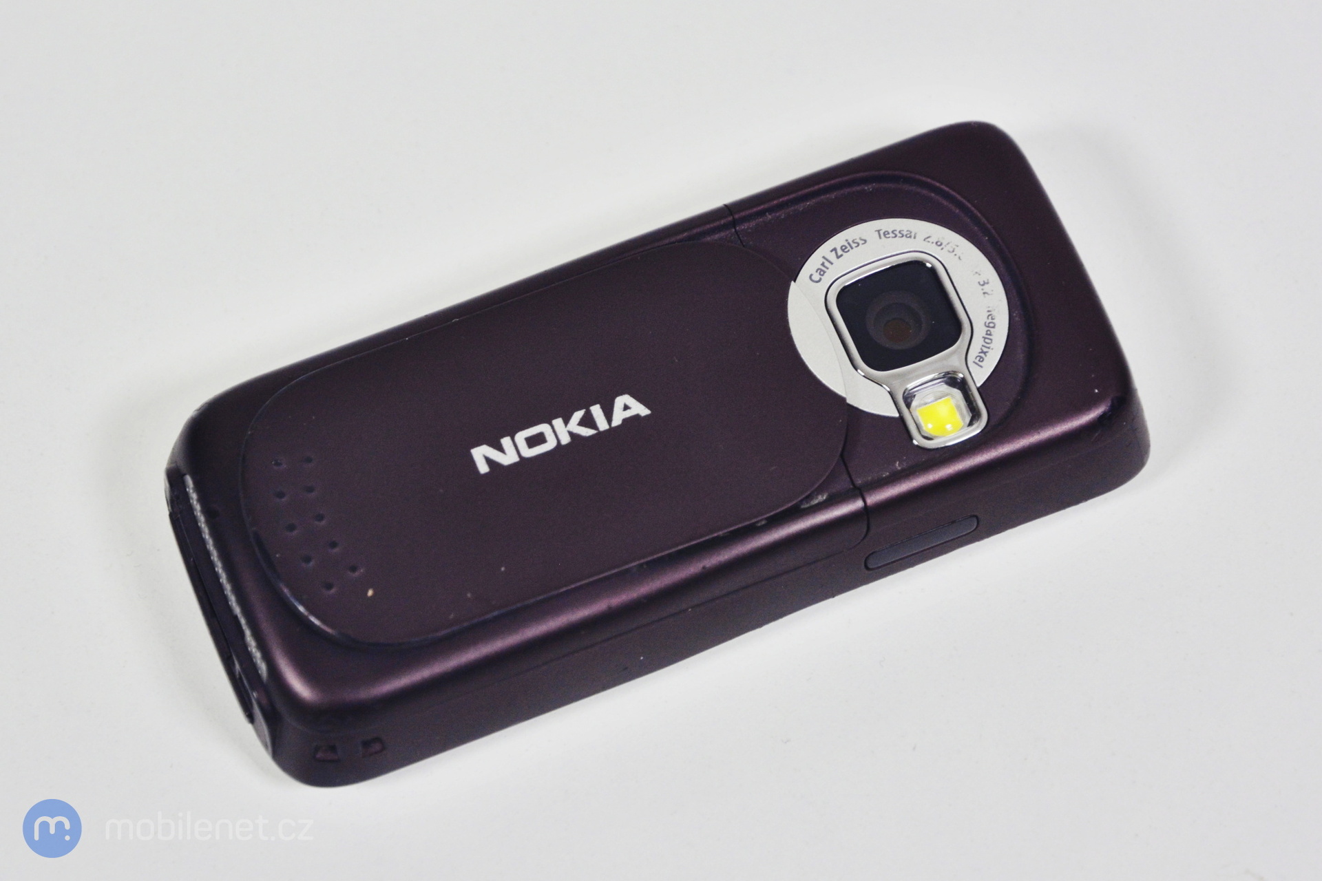 Nokia N73