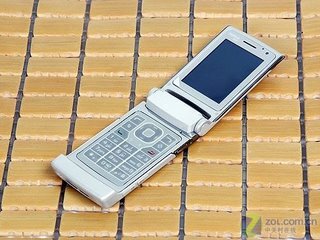 Nokia N76