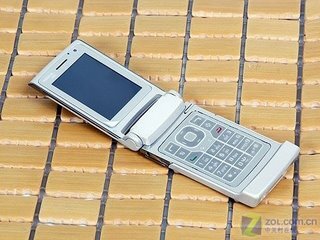 Nokia N76