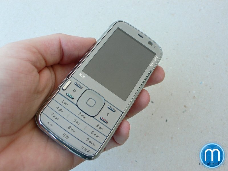 Nokia N79